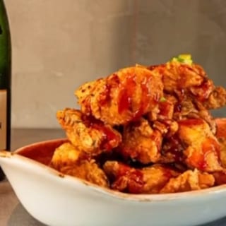 Hot Honey truffle chicken bites  w/ fries